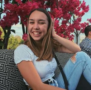 Meet your Posher, Jade